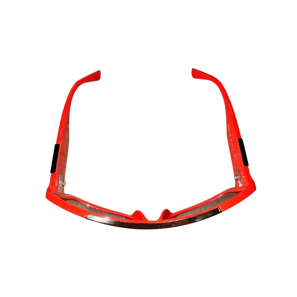 Guess‎ Red Shield Sunglasses GU00035 66C Grey Gradient Lens Triangle Logo Mens